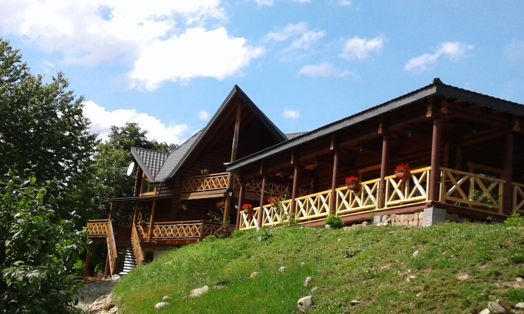Asher Tatariv Exterior foto
