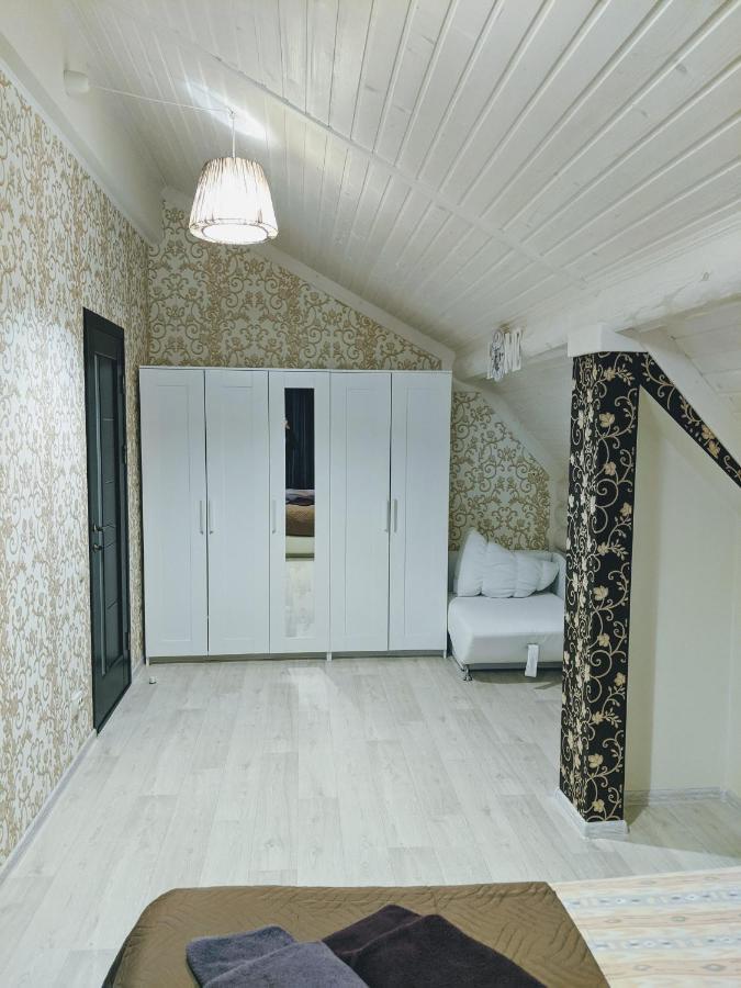 Asher Tatariv Exterior foto