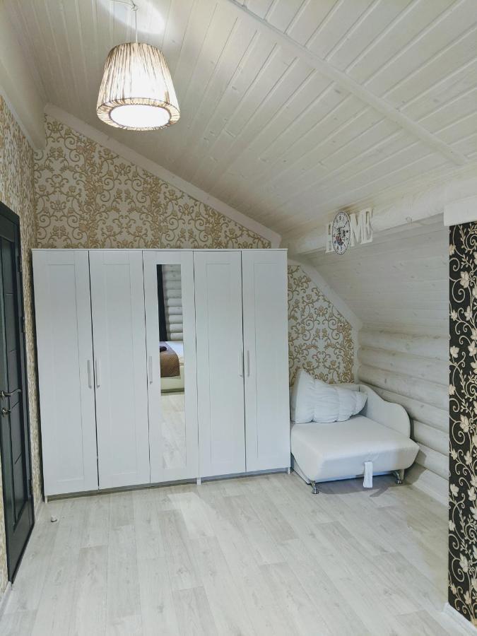 Asher Tatariv Exterior foto